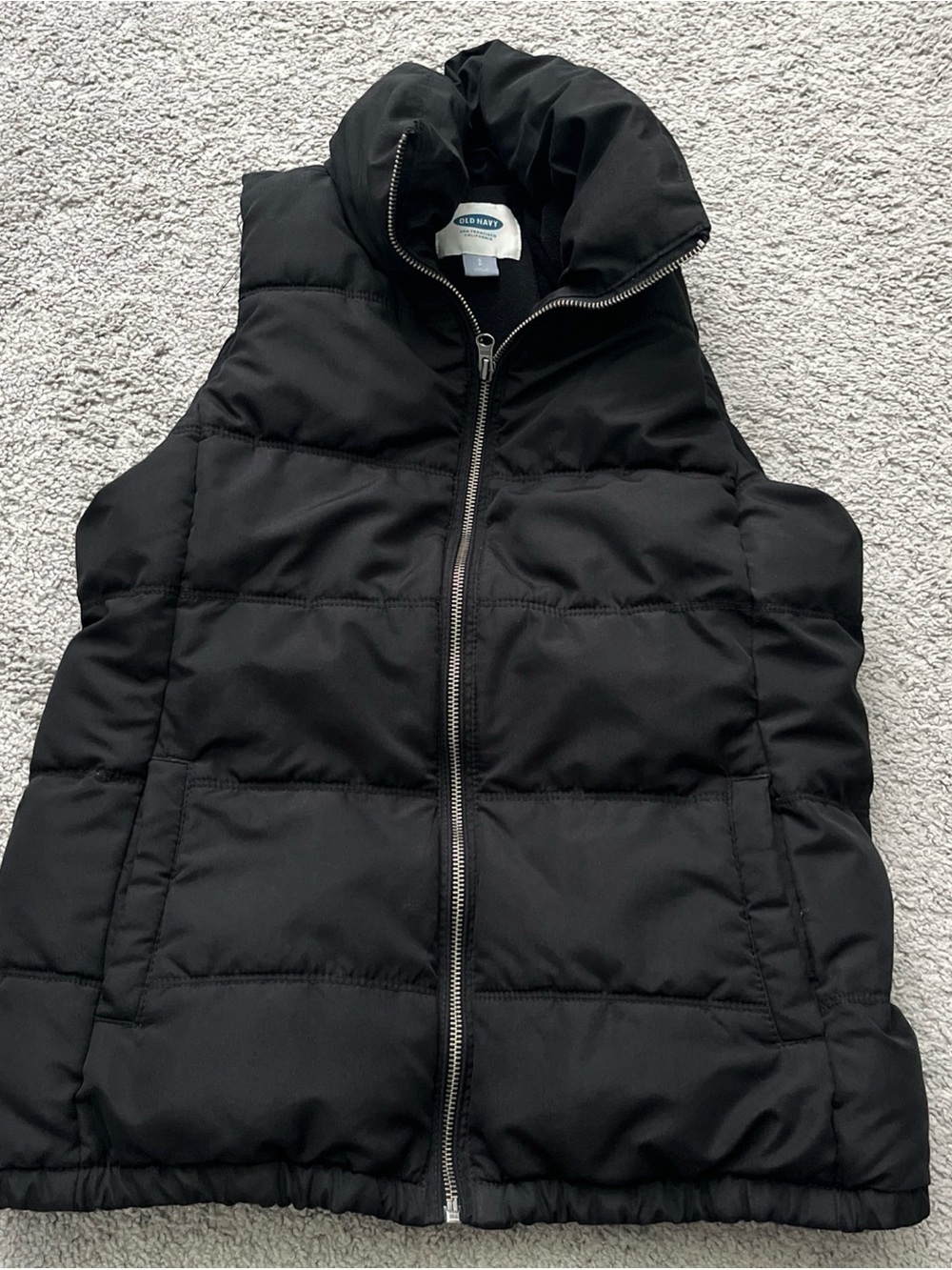 Women’s Old Navy Black Fleece Lined Puffer Vest Size S